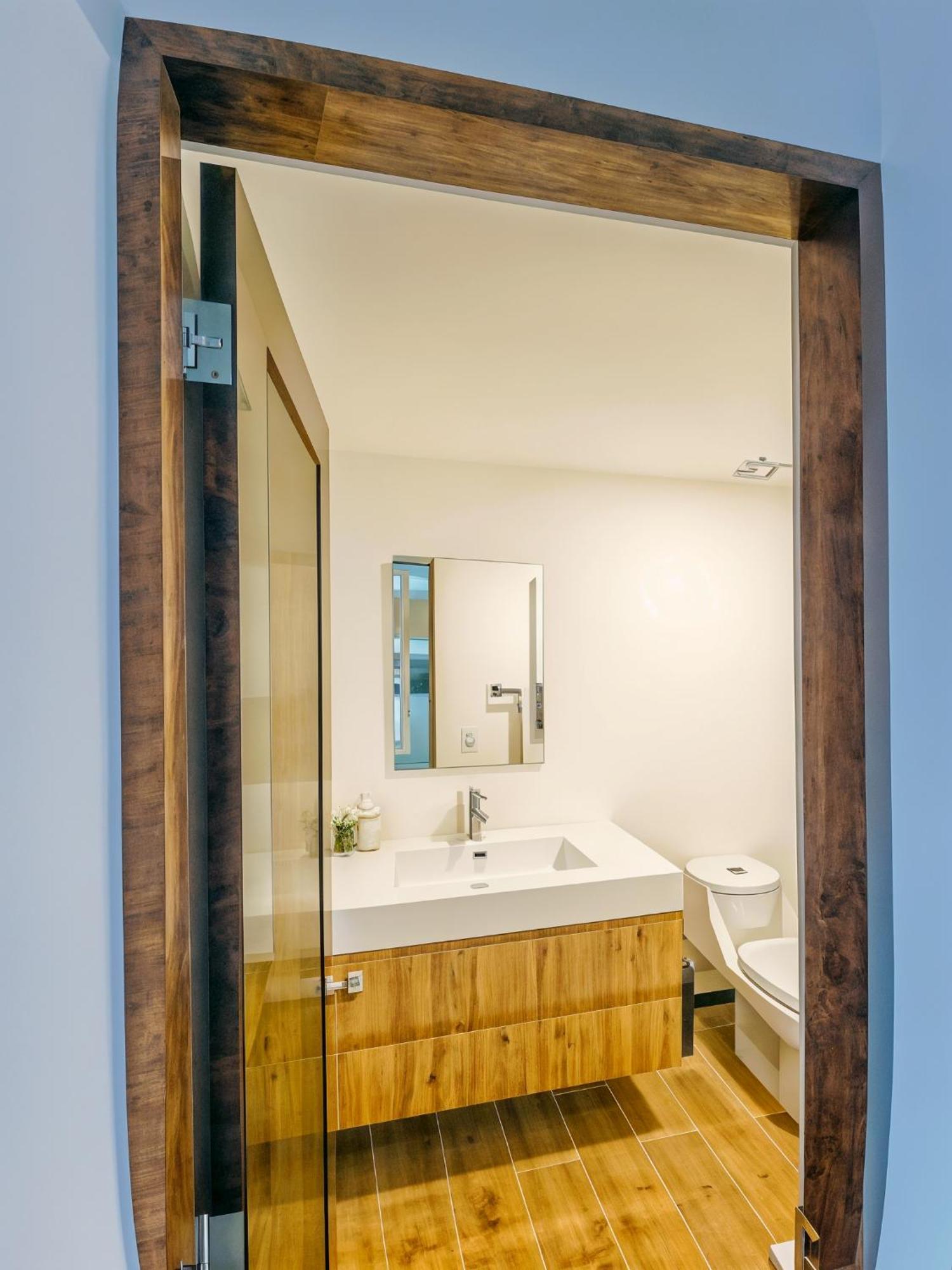 Entire Beautiful Condo With Rooftop Pool And Gym サンサルバドル エクステリア 写真